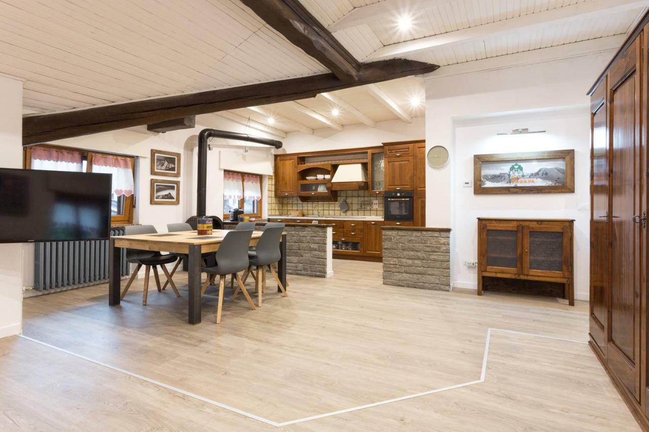 Lo Sherpa Holiday Home Aosta Kültér fotó